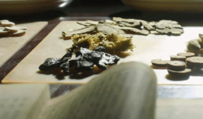 側柏葉洗髮皂、手工皂、洗頭皂、何首烏洗髮皂、烏斯曼草養發、固發控油去屑 - 11
